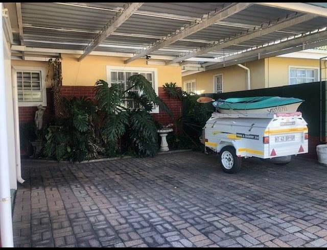 3 BEDROOM HOUSE FOR SALE IN SOUTH CREST